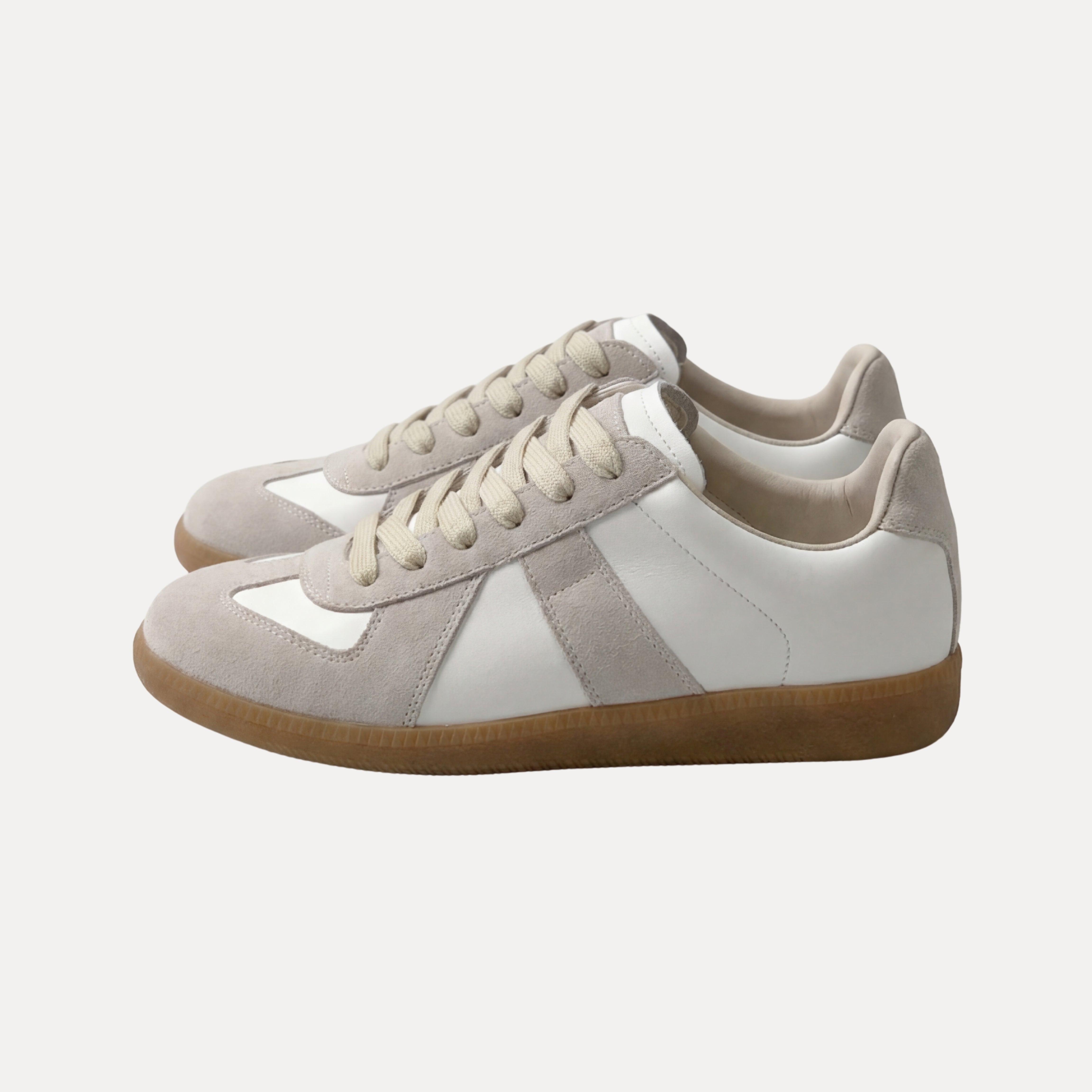 Stride Sneakers